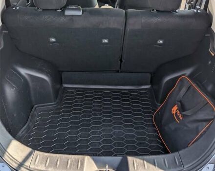 Серый Ниссан Лиф, объемом двигателя 0 л и пробегом 96 тыс. км за 8300 $, фото 32 на Automoto.ua