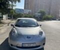 Серый Ниссан Лиф, объемом двигателя 0 л и пробегом 99 тыс. км за 11000 $, фото 1 на Automoto.ua