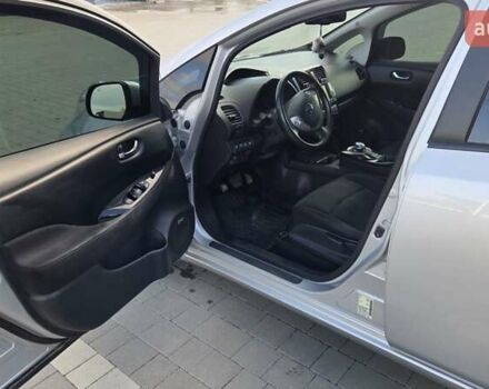 Сірий Ніссан Ліф, об'ємом двигуна 0 л та пробігом 110 тис. км за 7700 $, фото 26 на Automoto.ua