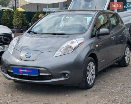 Серый Ниссан Лиф, объемом двигателя 0 л и пробегом 75 тыс. км за 8900 $, фото 8 на Automoto.ua