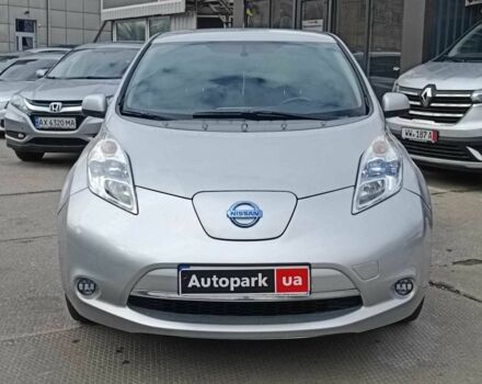 Серый Ниссан Лиф, объемом двигателя 0 л и пробегом 145 тыс. км за 6940 $, фото 1 на Automoto.ua