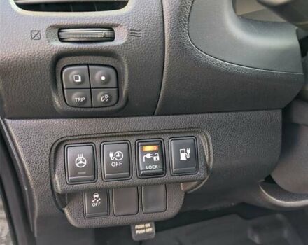 Серый Ниссан Лиф, объемом двигателя 0 л и пробегом 96 тыс. км за 8300 $, фото 39 на Automoto.ua