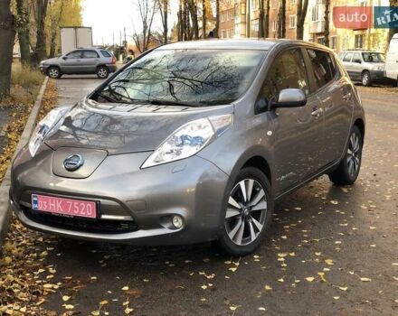 Серый Ниссан Лиф, объемом двигателя 0 л и пробегом 140 тыс. км за 7700 $, фото 9 на Automoto.ua