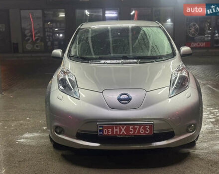 Сірий Ніссан Ліф, об'ємом двигуна 0 л та пробігом 123 тис. км за 6999 $, фото 5 на Automoto.ua