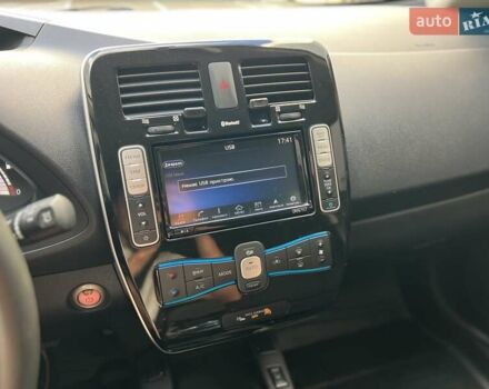 Серый Ниссан Лиф, объемом двигателя 0 л и пробегом 69 тыс. км за 8900 $, фото 29 на Automoto.ua
