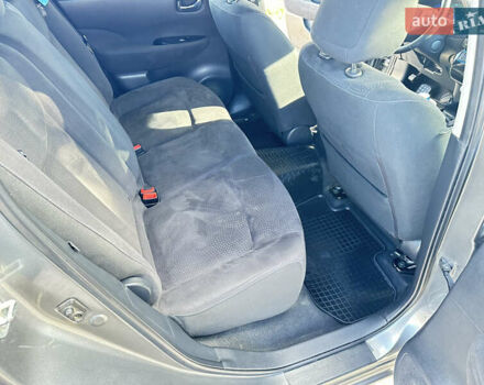 Серый Ниссан Лиф, объемом двигателя 0 л и пробегом 162 тыс. км за 6500 $, фото 7 на Automoto.ua