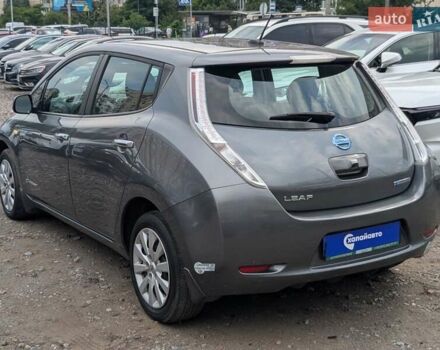 Серый Ниссан Лиф, объемом двигателя 0 л и пробегом 75 тыс. км за 8900 $, фото 1 на Automoto.ua