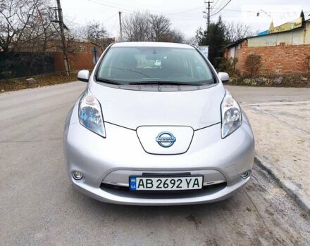 Серый Ниссан Лиф, объемом двигателя 0 л и пробегом 61 тыс. км за 8000 $, фото 1 на Automoto.ua