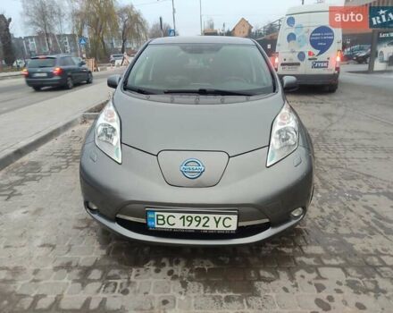 Сірий Ніссан Ліф, об'ємом двигуна 0 л та пробігом 220 тис. км за 5600 $, фото 1 на Automoto.ua