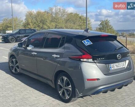 Серый Ниссан Лиф, объемом двигателя 0 л и пробегом 144 тыс. км за 12500 $, фото 6 на Automoto.ua