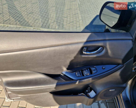 Серый Ниссан Лиф, объемом двигателя 0 л и пробегом 88 тыс. км за 12500 $, фото 15 на Automoto.ua