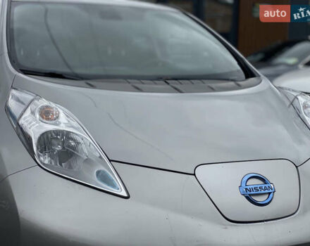 Серый Ниссан Лиф, объемом двигателя 0 л и пробегом 106 тыс. км за 8500 $, фото 27 на Automoto.ua