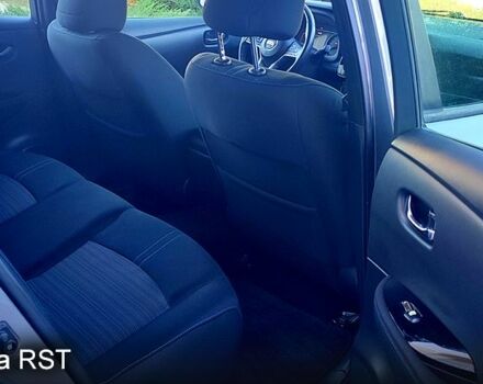 Серый Ниссан Лиф, объемом двигателя 0 л и пробегом 65 тыс. км за 12999 $, фото 9 на Automoto.ua