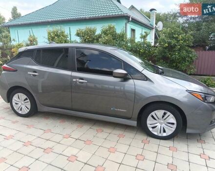 Сірий Ніссан Ліф, об'ємом двигуна 0 л та пробігом 61 тис. км за 18000 $, фото 8 на Automoto.ua