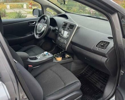 Сірий Ніссан Ліф, об'ємом двигуна 0 л та пробігом 100 тис. км за 7500 $, фото 7 на Automoto.ua