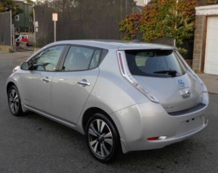 Серый Ниссан Лиф, объемом двигателя 0 л и пробегом 56 тыс. км за 7000 $, фото 3 на Automoto.ua