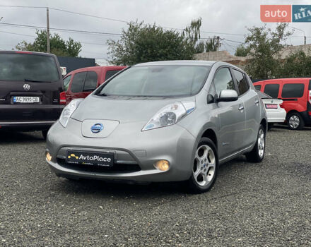 Серый Ниссан Лиф, объемом двигателя 0 л и пробегом 106 тыс. км за 8500 $, фото 3 на Automoto.ua