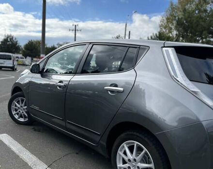 Сірий Ніссан Ліф, об'ємом двигуна 0 л та пробігом 125 тис. км за 6900 $, фото 6 на Automoto.ua