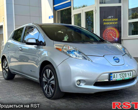 Серый Ниссан Лиф, объемом двигателя 0 л и пробегом 138 тыс. км за 6500 $, фото 1 на Automoto.ua