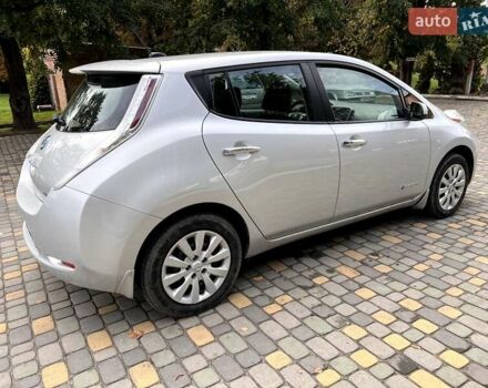 Серый Ниссан Лиф, объемом двигателя 0 л и пробегом 107 тыс. км за 7100 $, фото 4 на Automoto.ua