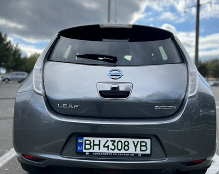 Сірий Ніссан Ліф, об'ємом двигуна 0 л та пробігом 125 тис. км за 6900 $, фото 12 на Automoto.ua