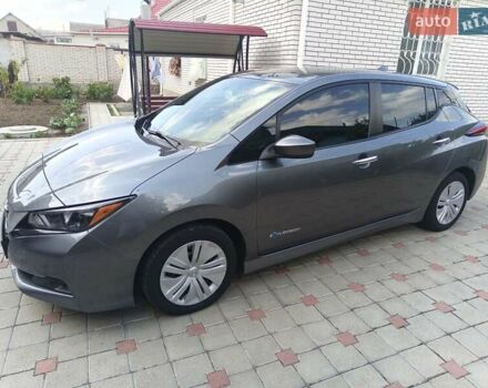 Сірий Ніссан Ліф, об'ємом двигуна 0 л та пробігом 61 тис. км за 18000 $, фото 7 на Automoto.ua