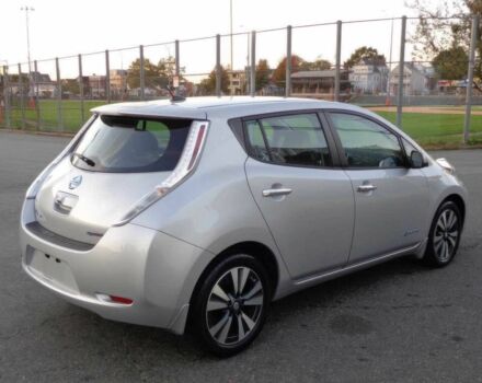 Серый Ниссан Лиф, объемом двигателя 0 л и пробегом 56 тыс. км за 7000 $, фото 4 на Automoto.ua