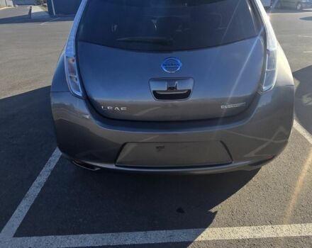 Серый Ниссан Лиф, объемом двигателя 0 л и пробегом 108 тыс. км за 8300 $, фото 2 на Automoto.ua