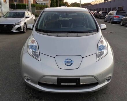 Серый Ниссан Лиф, объемом двигателя 0 л и пробегом 54 тыс. км за 4600 $, фото 1 на Automoto.ua