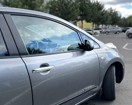 Сірий Ніссан Ліф, об'ємом двигуна 0 л та пробігом 125 тис. км за 6900 $, фото 10 на Automoto.ua