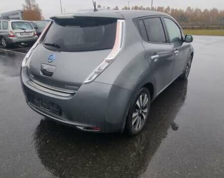 Серый Ниссан Лиф, объемом двигателя 0 л и пробегом 130 тыс. км за 8000 $, фото 5 на Automoto.ua