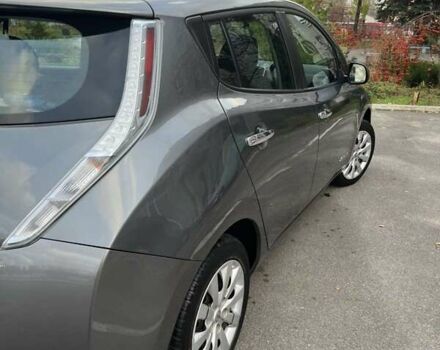 Сірий Ніссан Ліф, об'ємом двигуна 0 л та пробігом 100 тис. км за 7500 $, фото 2 на Automoto.ua