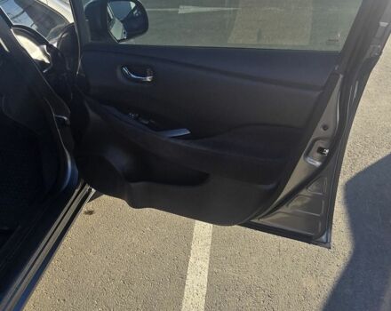 Серый Ниссан Лиф, объемом двигателя 0 л и пробегом 108 тыс. км за 8300 $, фото 6 на Automoto.ua