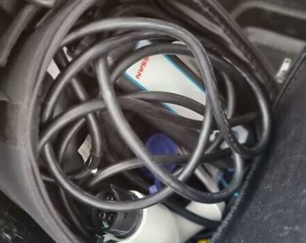 Серый Ниссан Лиф, объемом двигателя 0 л и пробегом 130 тыс. км за 8000 $, фото 2 на Automoto.ua