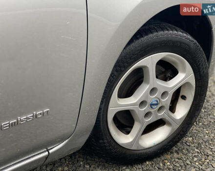 Серый Ниссан Лиф, объемом двигателя 0 л и пробегом 106 тыс. км за 8500 $, фото 32 на Automoto.ua