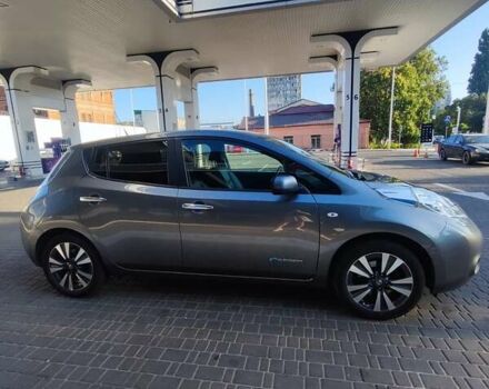 Сірий Ніссан Ліф, об'ємом двигуна 0 л та пробігом 130 тис. км за 9500 $, фото 2 на Automoto.ua