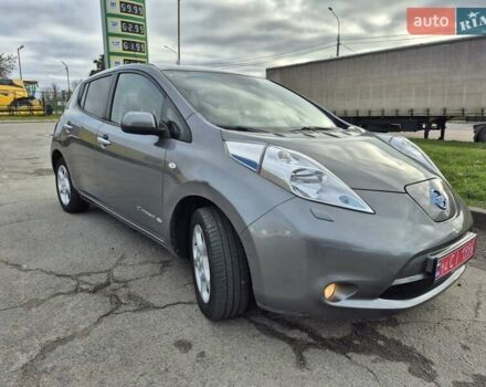 Сірий Ніссан Ліф, об'ємом двигуна 0 л та пробігом 65 тис. км за 8750 $, фото 2 на Automoto.ua