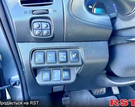 Сірий Ніссан Ліф, об'ємом двигуна 80 л та пробігом 95 тис. км за 9000 $, фото 3 на Automoto.ua