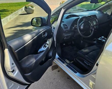 Сірий Ніссан Ліф, об'ємом двигуна 0 л та пробігом 54 тис. км за 8400 $, фото 10 на Automoto.ua