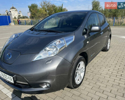 Серый Ниссан Лиф, объемом двигателя 0 л и пробегом 83 тыс. км за 7800 $, фото 1 на Automoto.ua