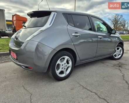 Сірий Ніссан Ліф, об'ємом двигуна 0 л та пробігом 65 тис. км за 8750 $, фото 5 на Automoto.ua