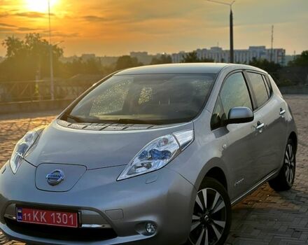 Серый Ниссан Лиф, объемом двигателя 80 л и пробегом 115 тыс. км за 8700 $, фото 1 на Automoto.ua