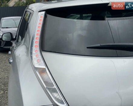 Серый Ниссан Лиф, объемом двигателя 0 л и пробегом 106 тыс. км за 8500 $, фото 24 на Automoto.ua