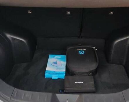 Серый Ниссан Лиф, объемом двигателя 0 л и пробегом 107 тыс. км за 7100 $, фото 12 на Automoto.ua