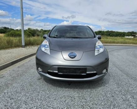 Серый Ниссан Лиф, объемом двигателя 0 л и пробегом 70 тыс. км за 1600 $, фото 1 на Automoto.ua