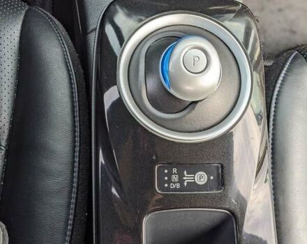 Сірий Ніссан Ліф, об'ємом двигуна 0 л та пробігом 86 тис. км за 7900 $, фото 12 на Automoto.ua