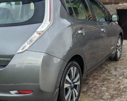 Сірий Ніссан Ліф, об'ємом двигуна 0 л та пробігом 86 тис. км за 8500 $, фото 8 на Automoto.ua