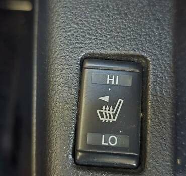 Серый Ниссан Лиф, объемом двигателя 0 л и пробегом 108 тыс. км за 8700 $, фото 20 на Automoto.ua