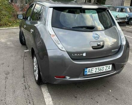 Сірий Ніссан Ліф, об'ємом двигуна 0 л та пробігом 100 тис. км за 7500 $, фото 5 на Automoto.ua