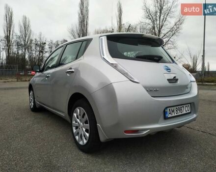 Серый Ниссан Лиф, объемом двигателя 0 л и пробегом 55 тыс. км за 6900 $, фото 5 на Automoto.ua